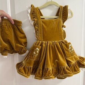 Love & Grow Golden dress w/bloomers